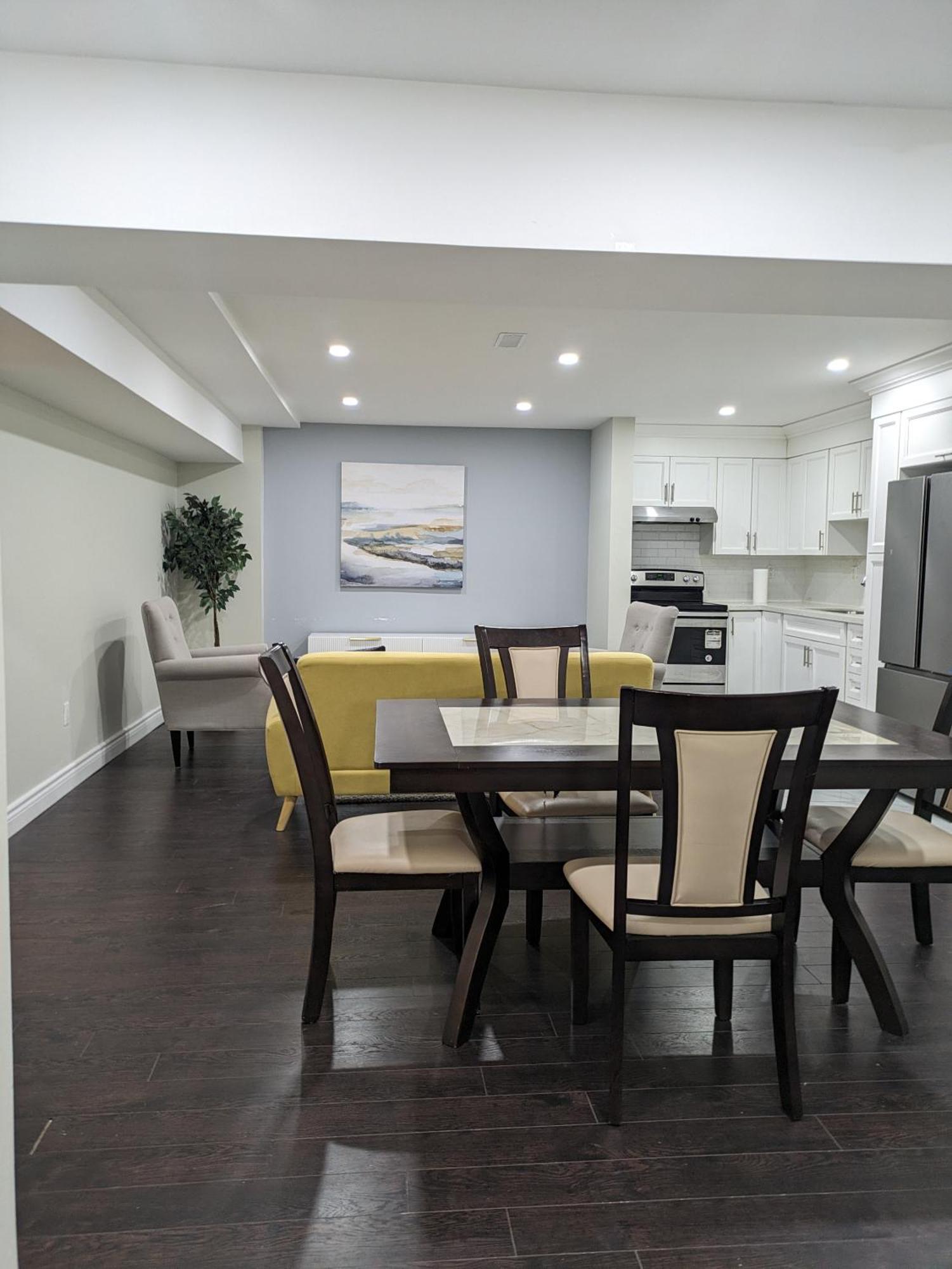 Kings Palace Brampton Bagian luar foto